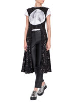 Vestă cu paiete și față deschisă