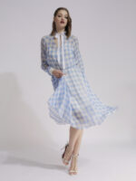 Rochie albastră din voal cu guler tip panglică albă