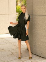 Rochie mini neagră cu volan și cordon