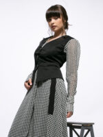 Vesta clasica cu nasturi metalici - imagine 2