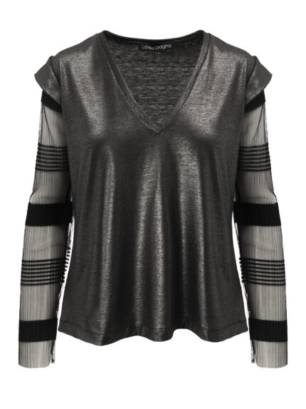 Bluza neagra cu decolteu in V Black blouse with V-neckline