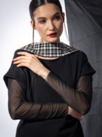 Bluză neagră din bumbac cu guler detașabil Chest - imagine 2